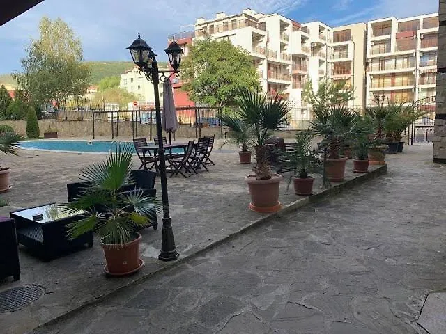 Апартамент Greenstudio W